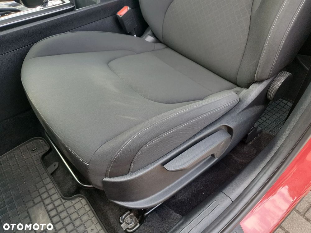 Kia Sportage 1.6 T-GDI MHEV M 2WD DCT - 13