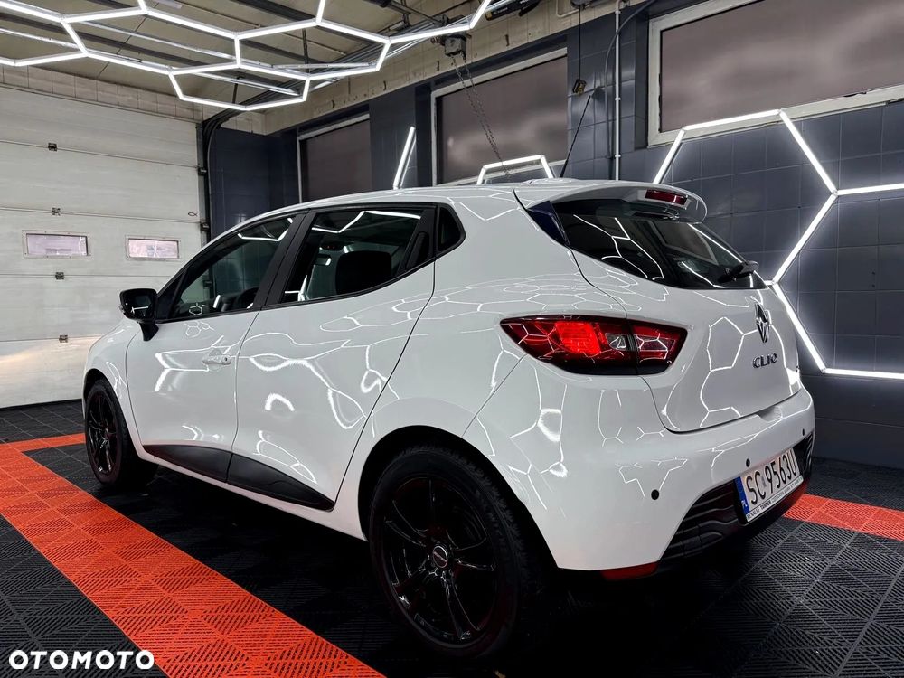 Renault Clio 1.5 dCi Energy Zen - 8