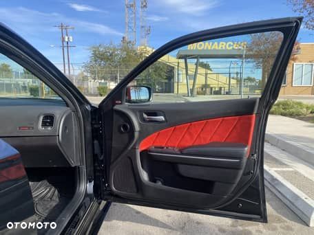 Dodge Charger 6.4 Scat Pack - 19