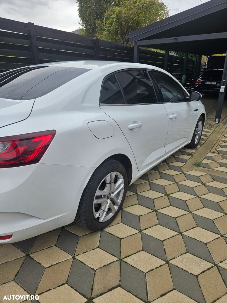 Renault Megane - 2