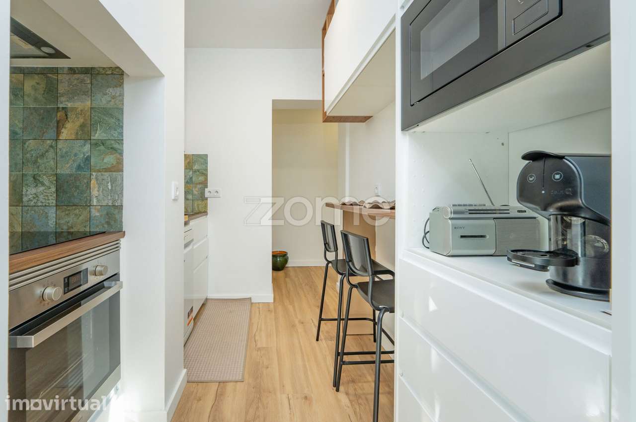 Apartamento T3 Totalmente Renovado com Terraço em Arroios | Lisboa - Grande imagem: 3/31