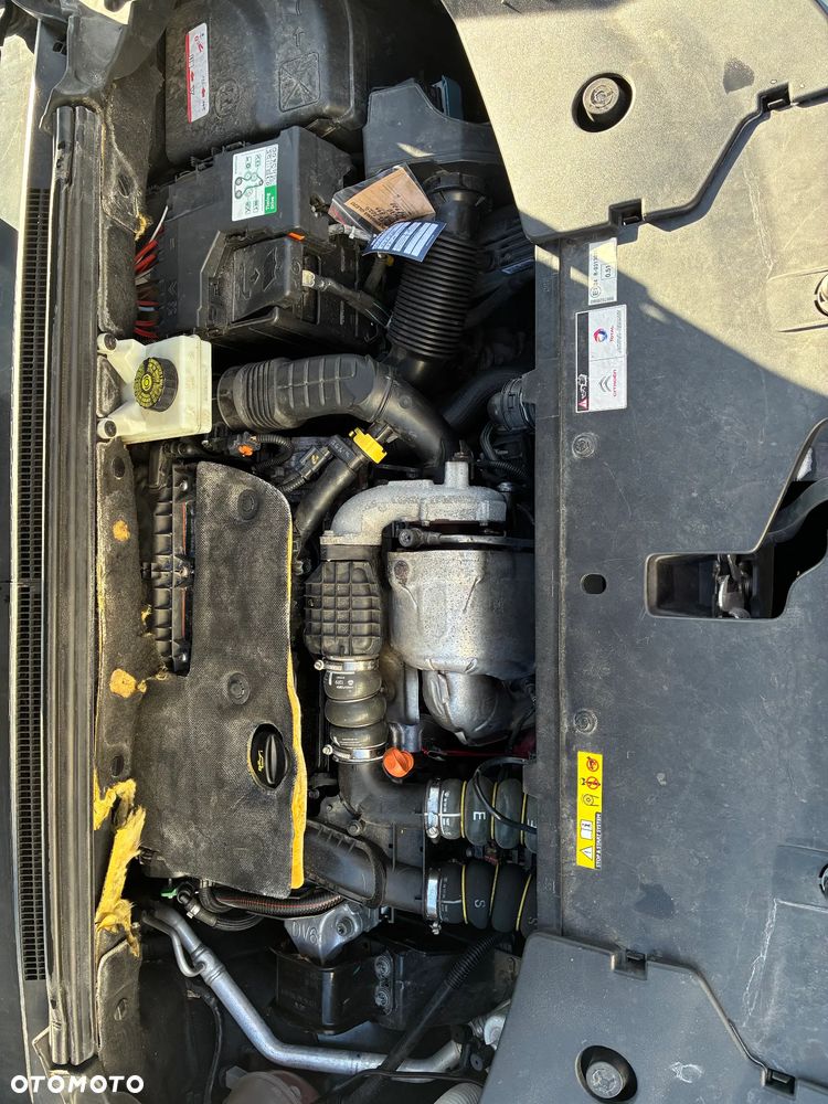 Citroën DS5 1.6 BlueHDi SoChic - 15