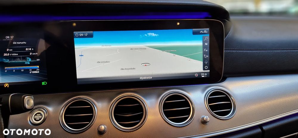 Mercedes-Benz Klasa E 400 4Matic T 9G-TRONIC AMG Line - 20