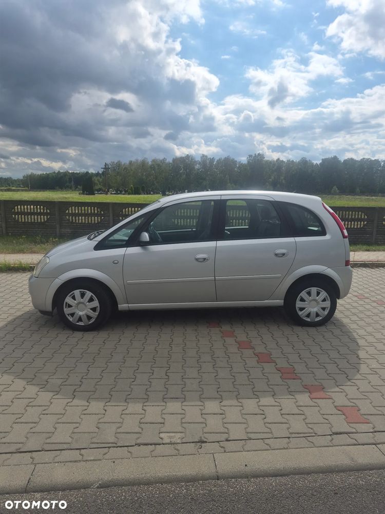 Opel Meriva 1.8 16V Cosmo - 15