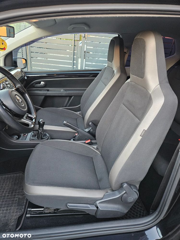 Volkswagen up! 1.0 black - 16