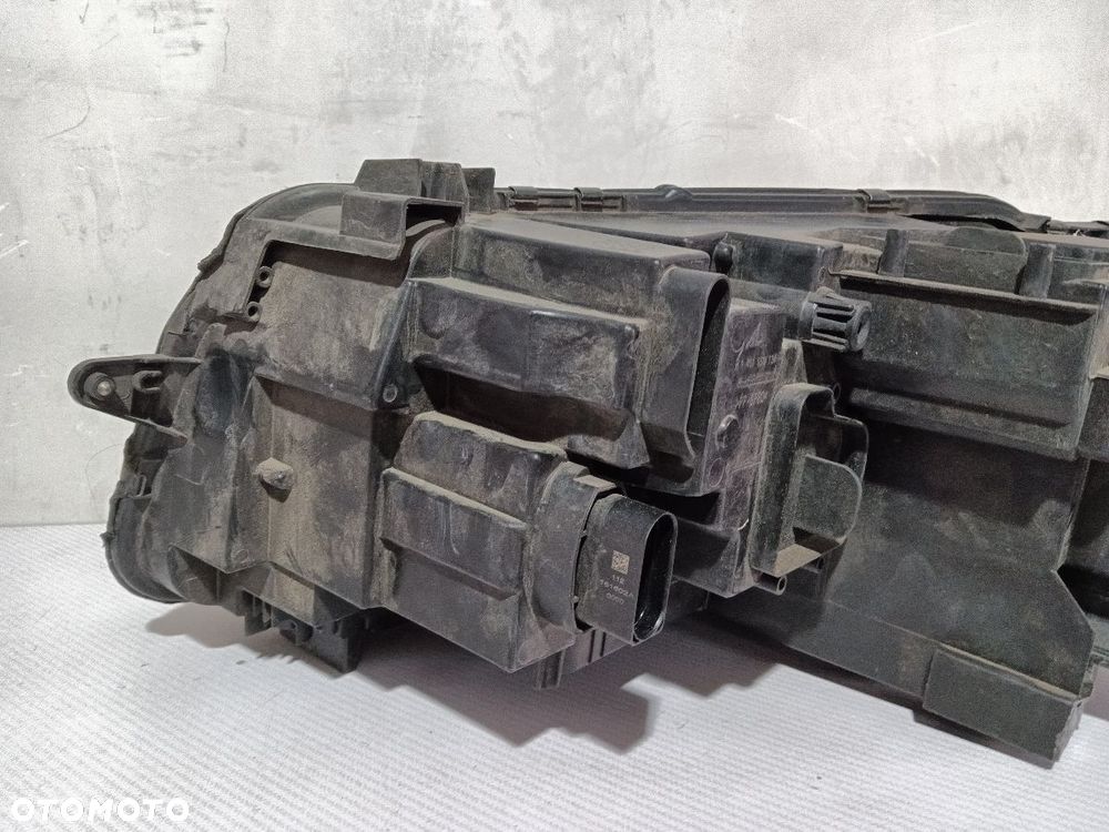 LAMPA PRZÓD PRZEDNIA PRAWA VW TIGUAN ALLSPACE 5NB941036 - 8