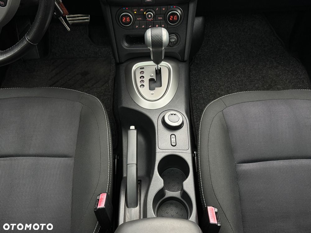 Nissan Qashqai 2.0 4x4 I-Way CVT - 15