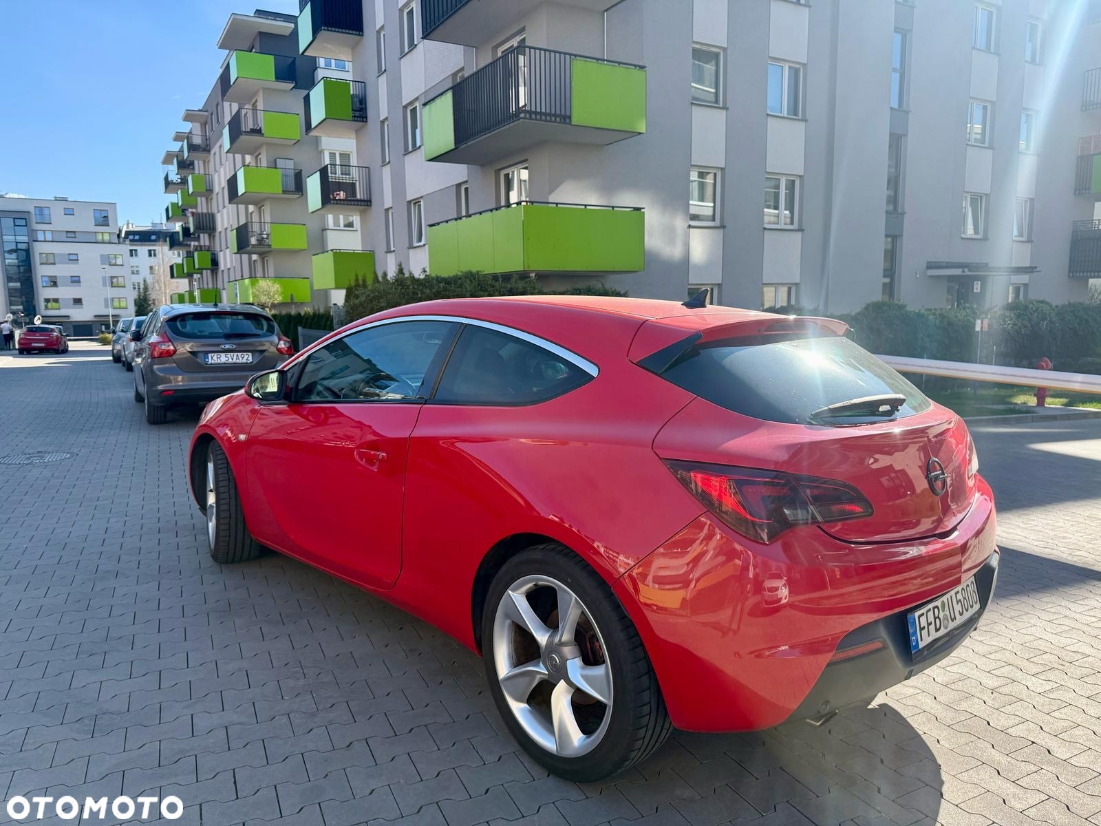 Opel Astra GTC 1.6 Turbo Innovation - 6