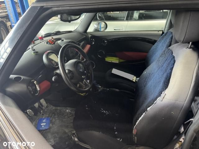 MINI Clubman Cooper JCW - 9