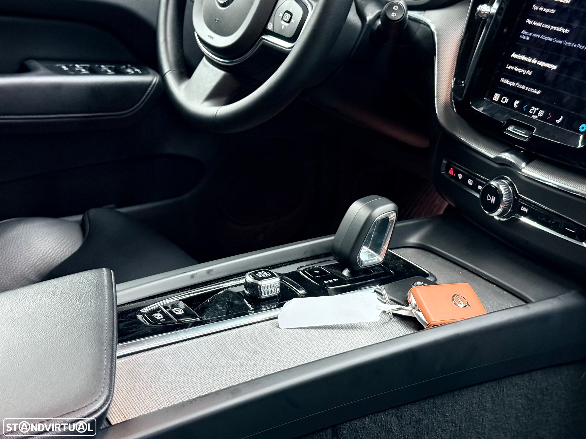 Volvo XC 60 B4 D AWD Geartronic Inscription - 17