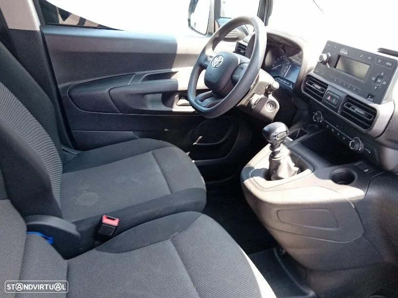Toyota Proace City L1 IVA Dedutivel - 4