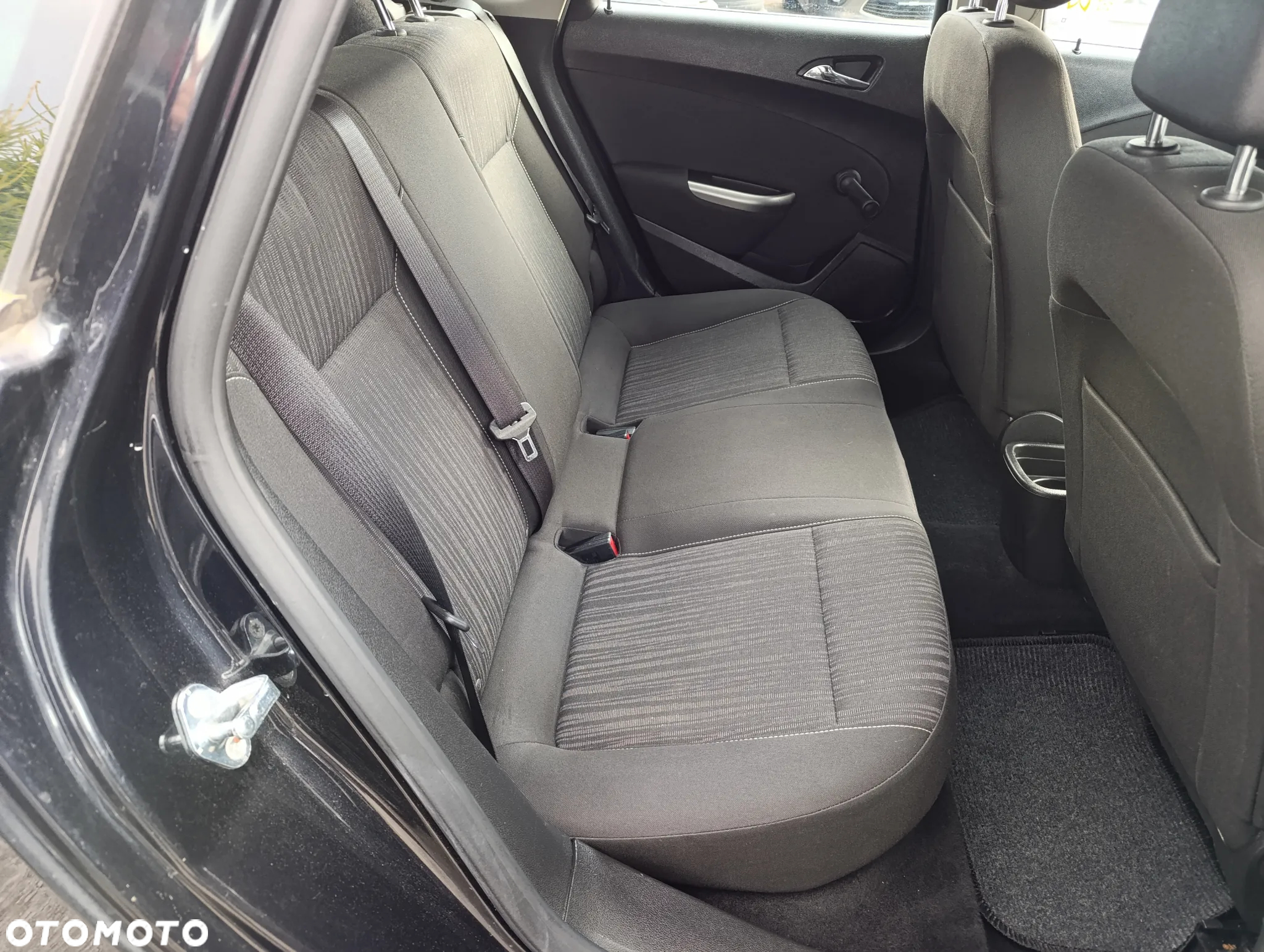 Opel Astra 1.6 Active - 11