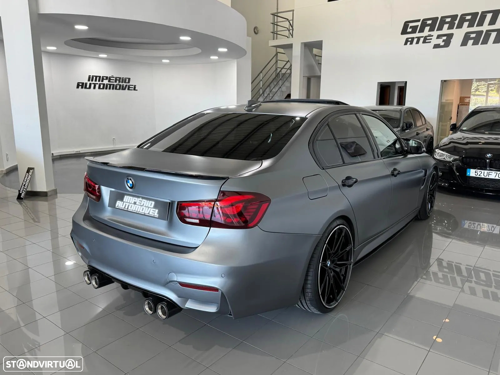 BMW 320 i Pack M - 16