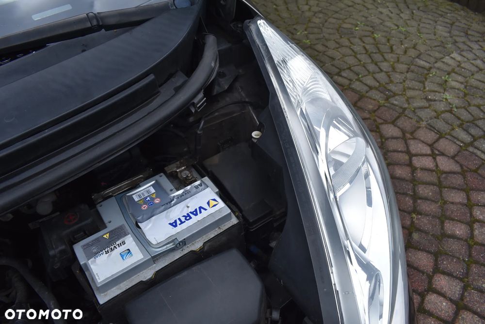 Kia Venga 1.4 CVVT ISG Vision - 32