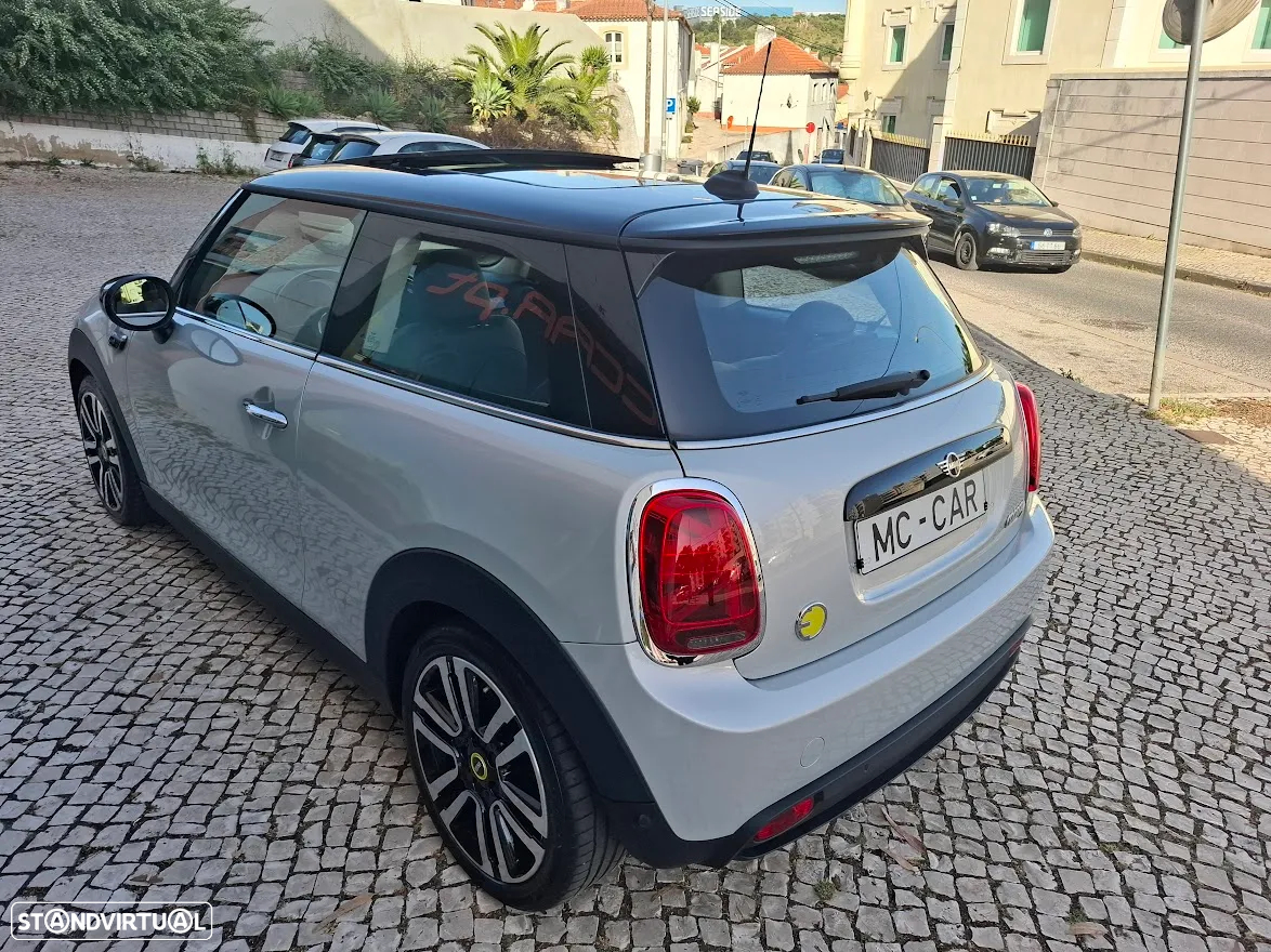 MINI 3 Portas Cooper SE Camden Edition - 4
