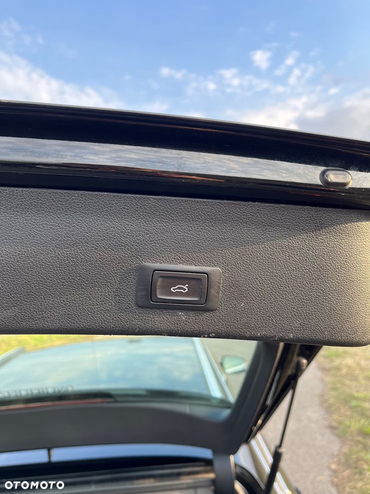 Audi A4 Avant 2.0 TDI DPF clean diesel Ambition - 12