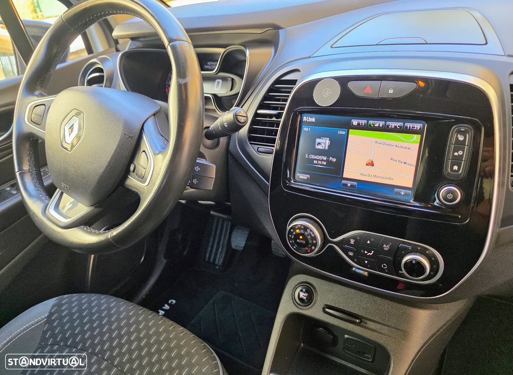 Renault Captur 1.2 TCe Exclusive - 44