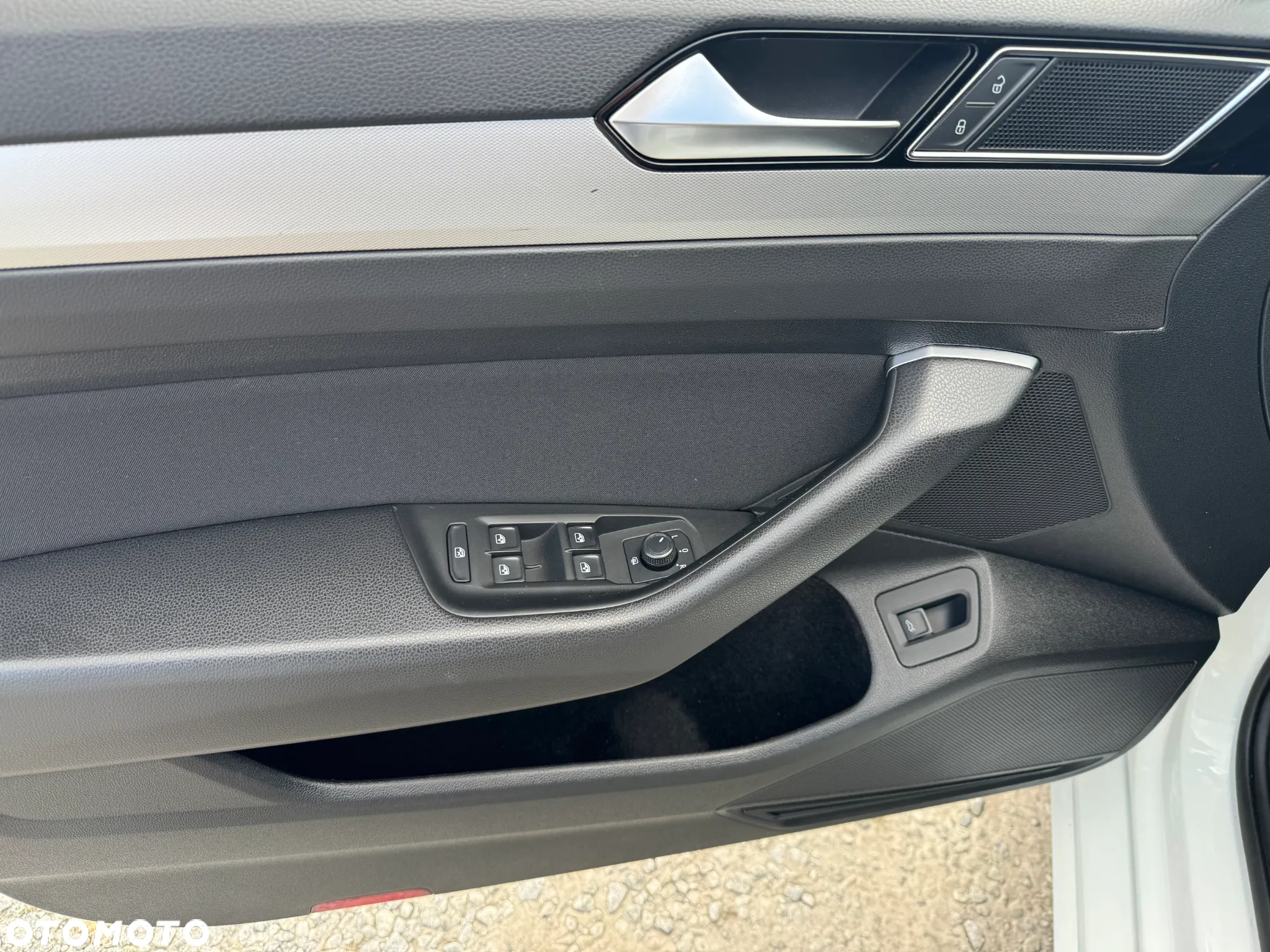 Volkswagen Passat 2.0 TDI BMT Comfortline - 9