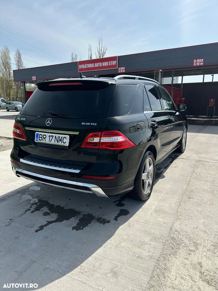 Mercedes-Benz ML - 12