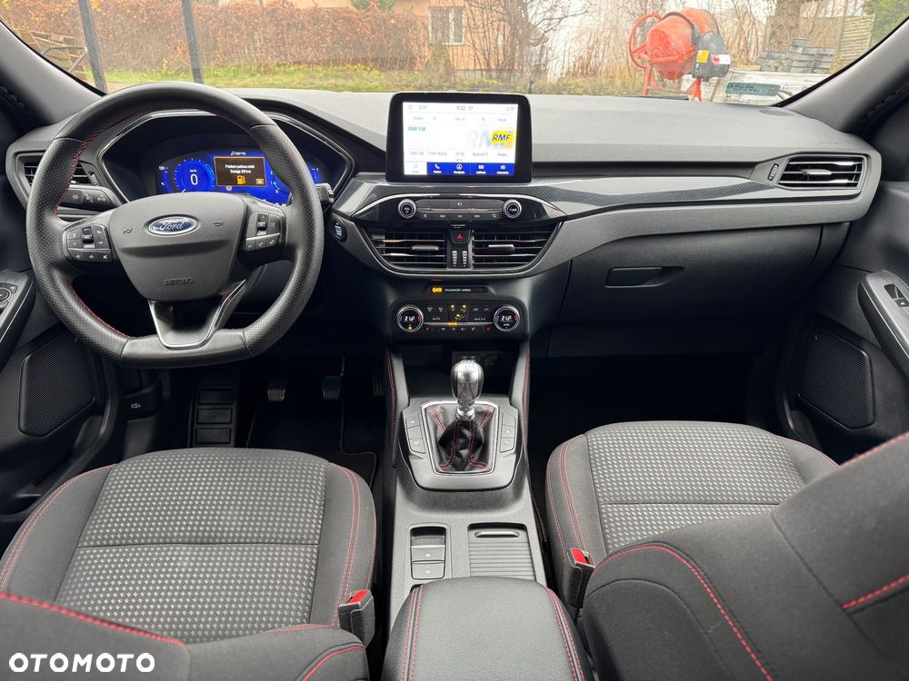 Ford Kuga 1.5 EcoBoost FWD ST-Line - 13