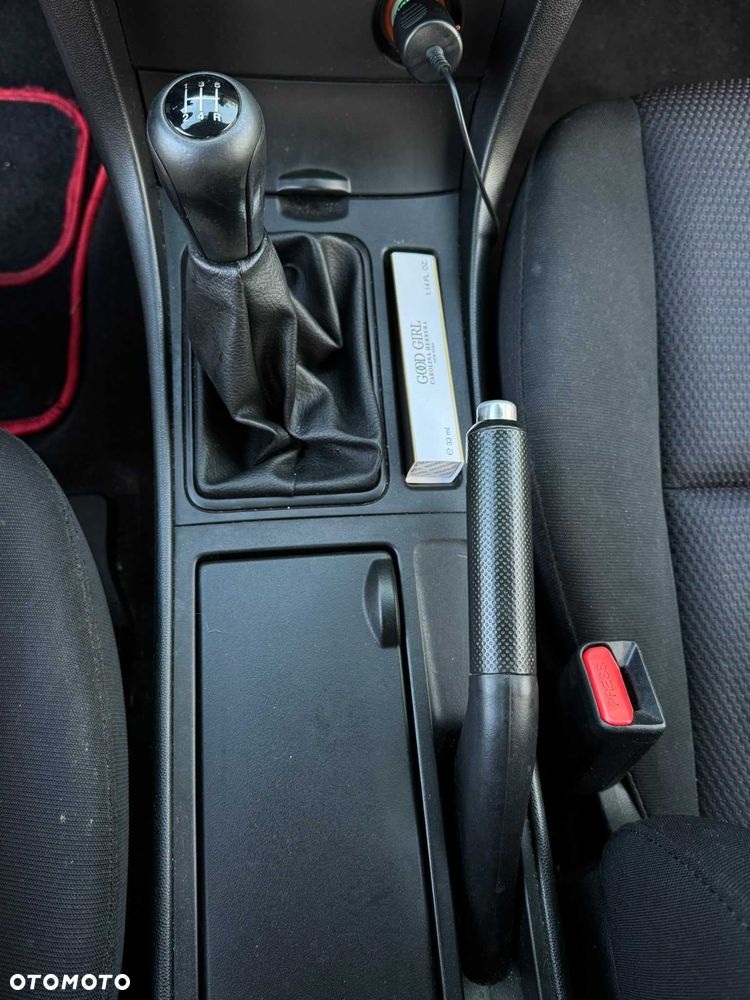 Mazda 3 - 6