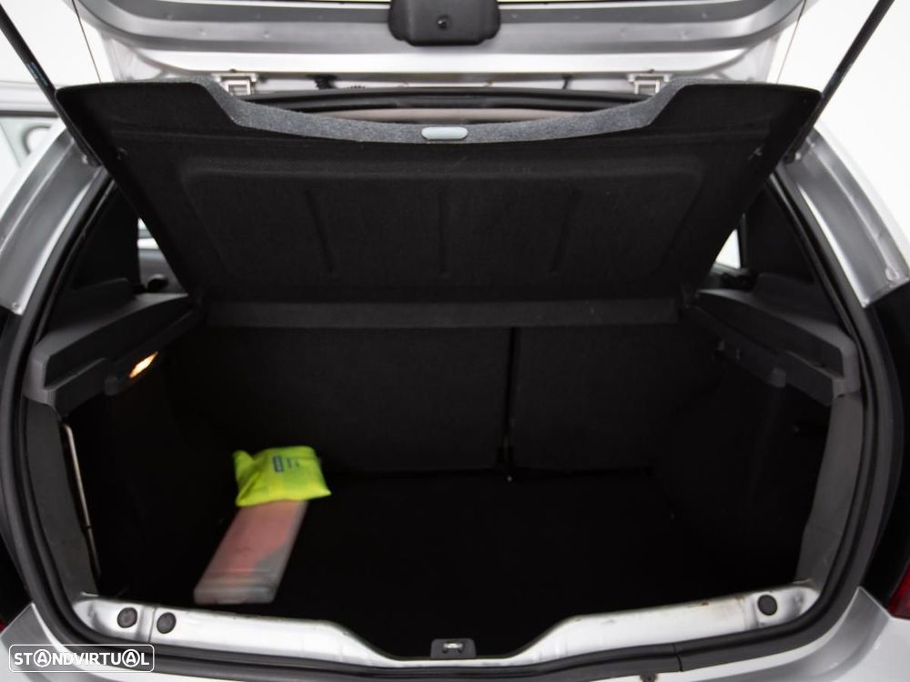 Dacia Sandero - 11