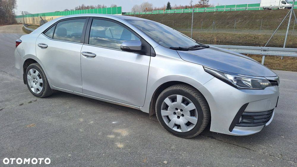 Toyota Corolla 1.6 Comfort - 2