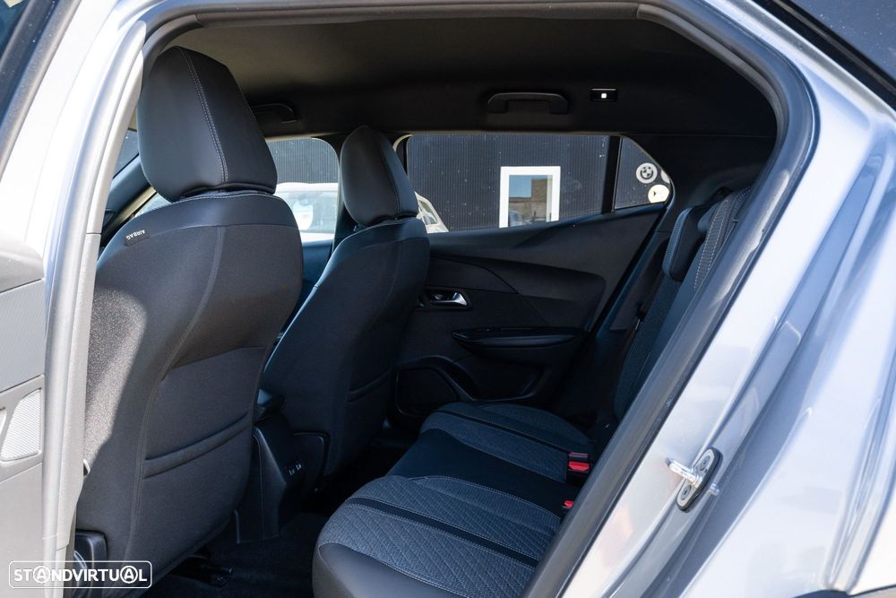 Peugeot 2008 1.2 PureTech Allure - 15