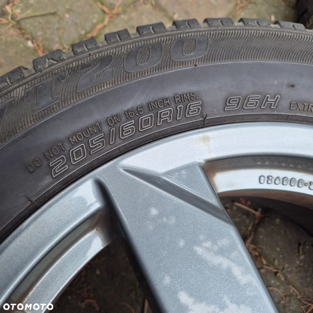 ZIMA 205/60 R16 SKODA OCTAVIA 4 YETI SUPERB TOURAN CADDY ATECA AUDI TT Q2 - 7