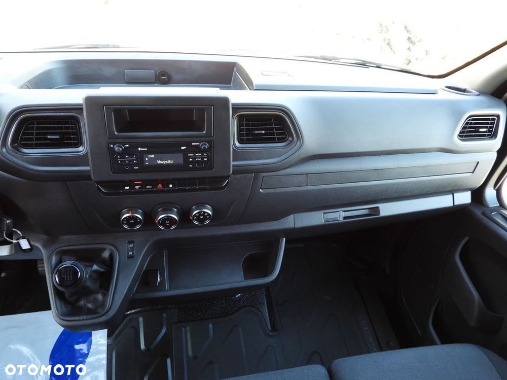 Renault MASTER PLANDEKA 10 PALET WEBASTO TEMPOMAT LEDY KLIMATYZACJA  165KM - 32