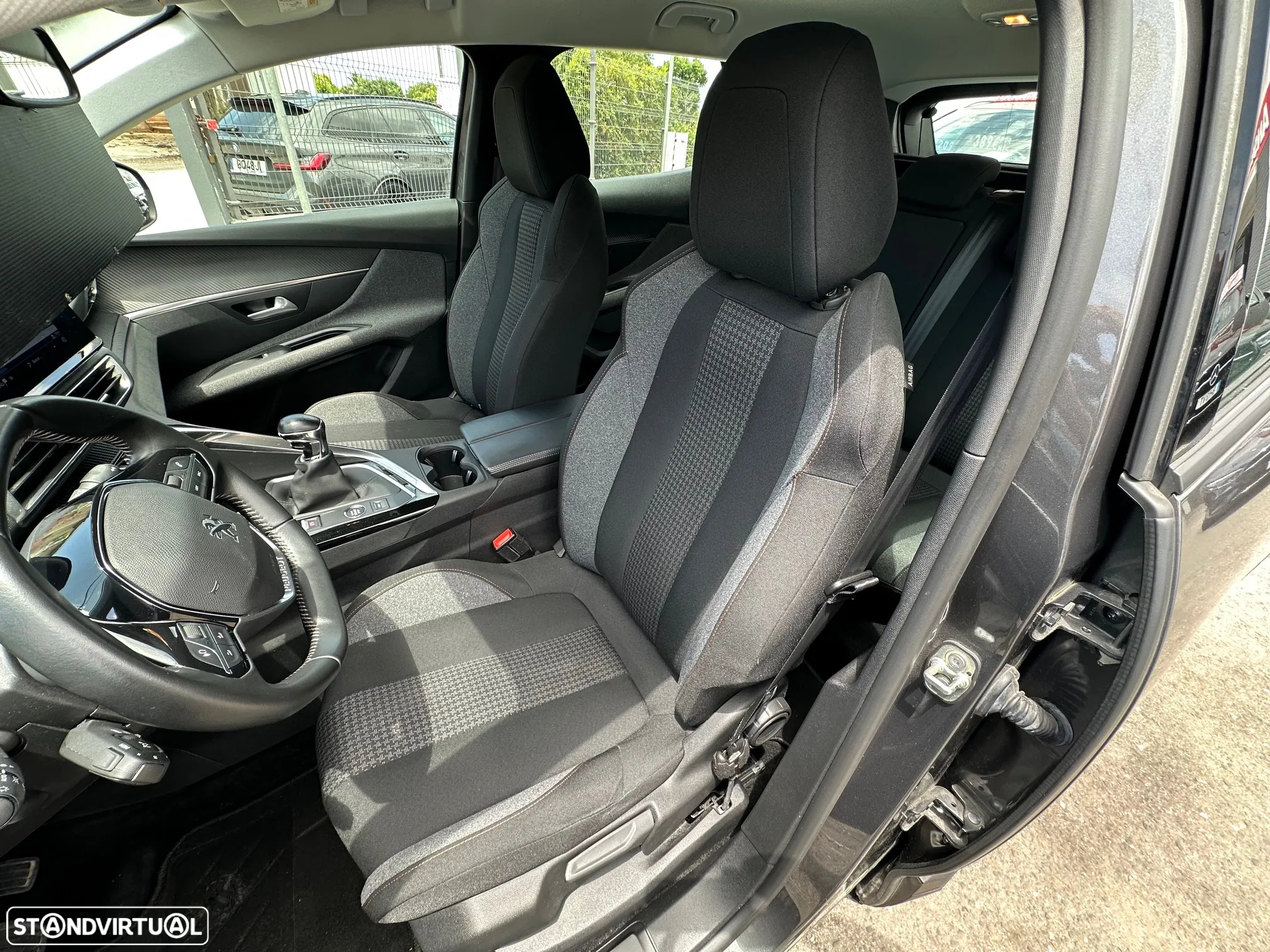 Peugeot 3008 1.5 BlueHDi Active Pack - 15