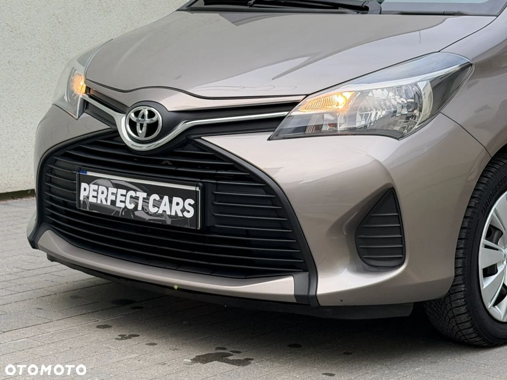 Toyota Yaris 1.33 VVT-i Executive - 27