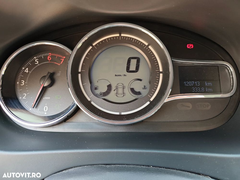 Renault Fluence 1.6 Dynamique - 7