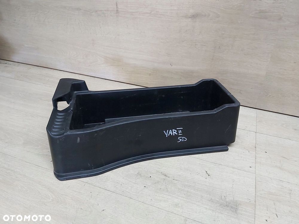 Toyota Yaris II 06 - 11r korytko bagażnika półka schowek 64995-0D010 - 1