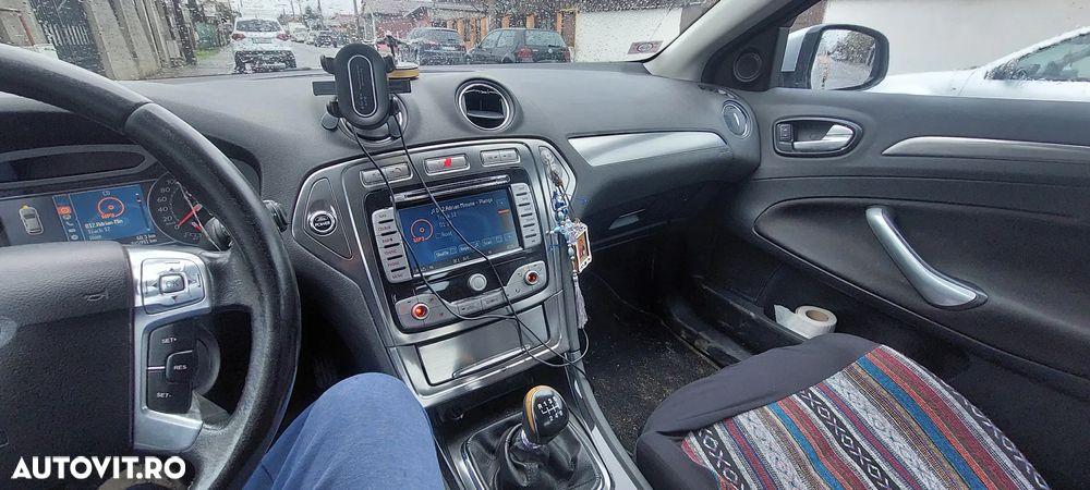 Ford Mondeo 2.0 TDCi Titanium - 4