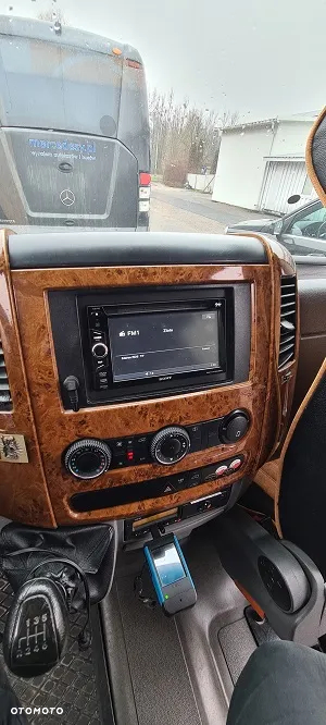 Mercedes-Benz Sprinter - 6
