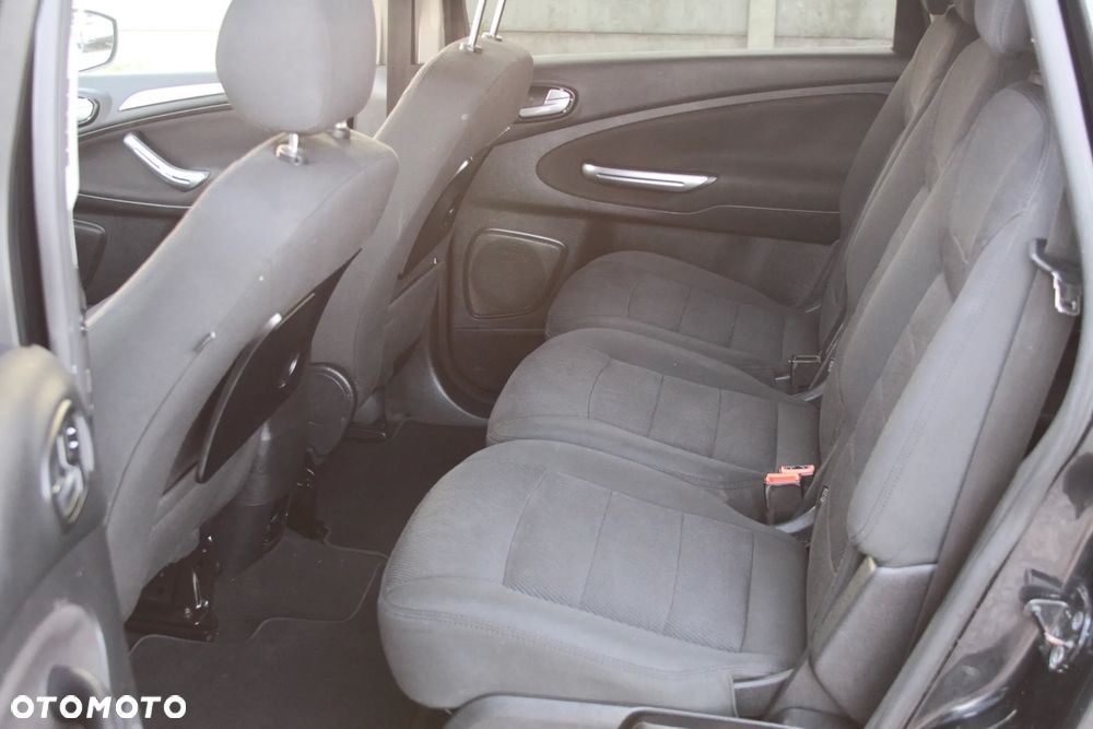 Ford S-Max 2.0 TDCi DPF Titanium - 16