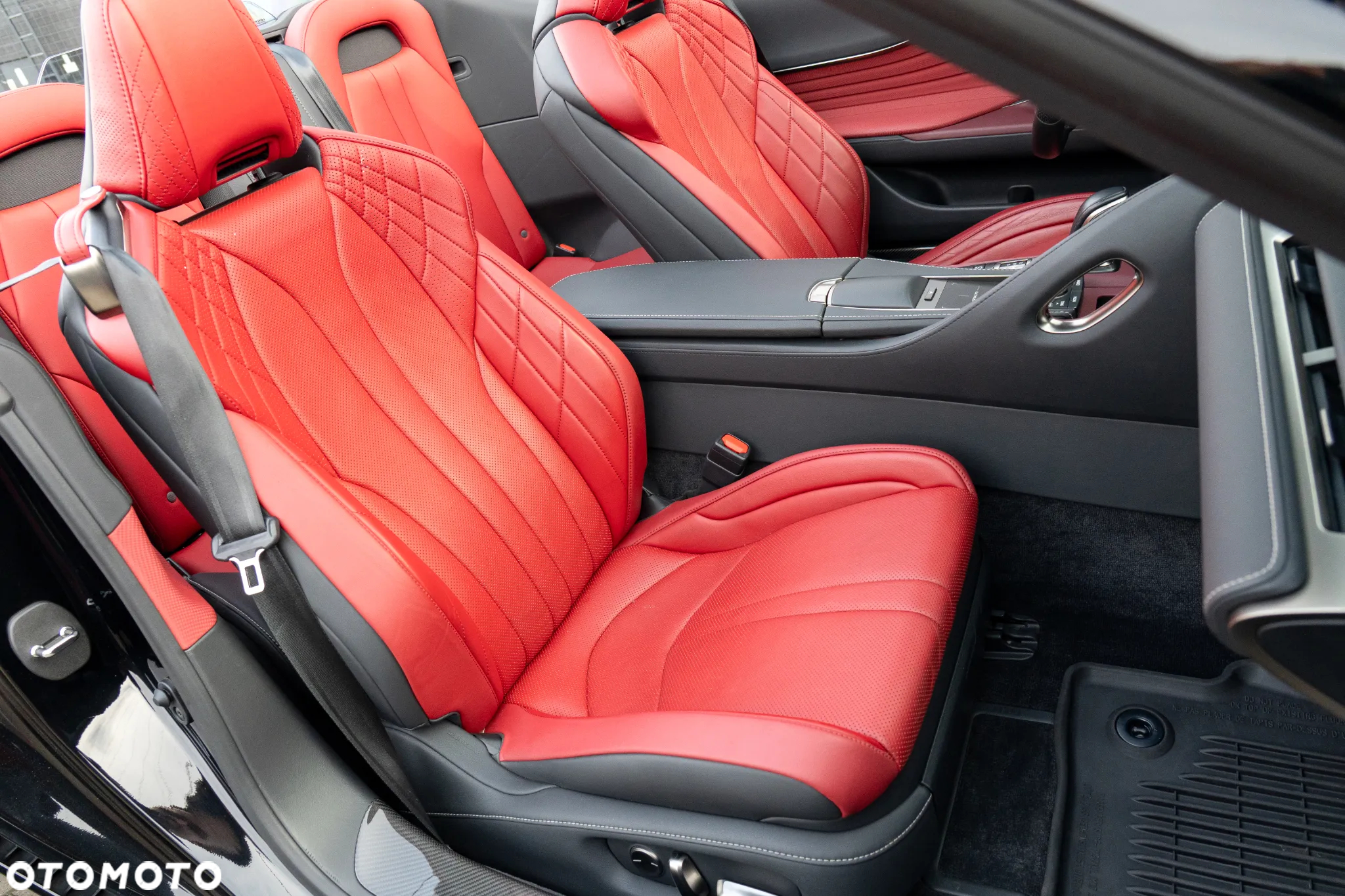 Lexus LC 500 Superturismo - 16