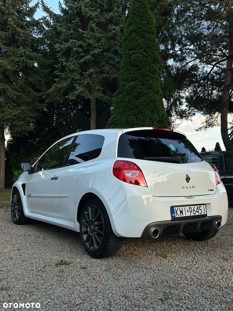 Renault Clio 2.0 16V Sport - 9