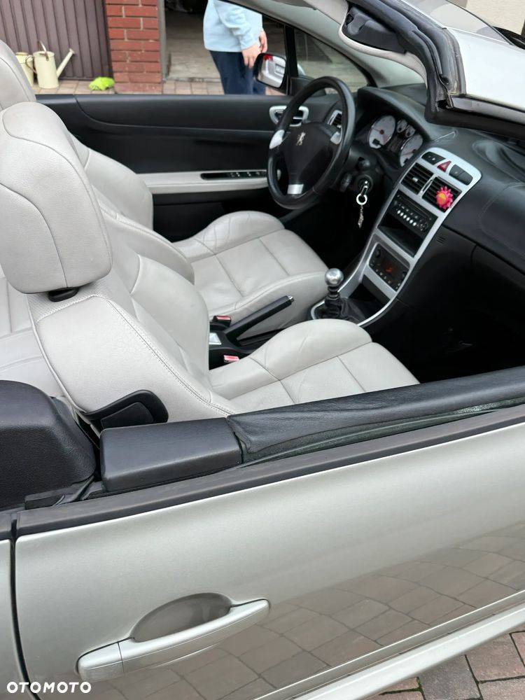 Peugeot 307 CC - 11