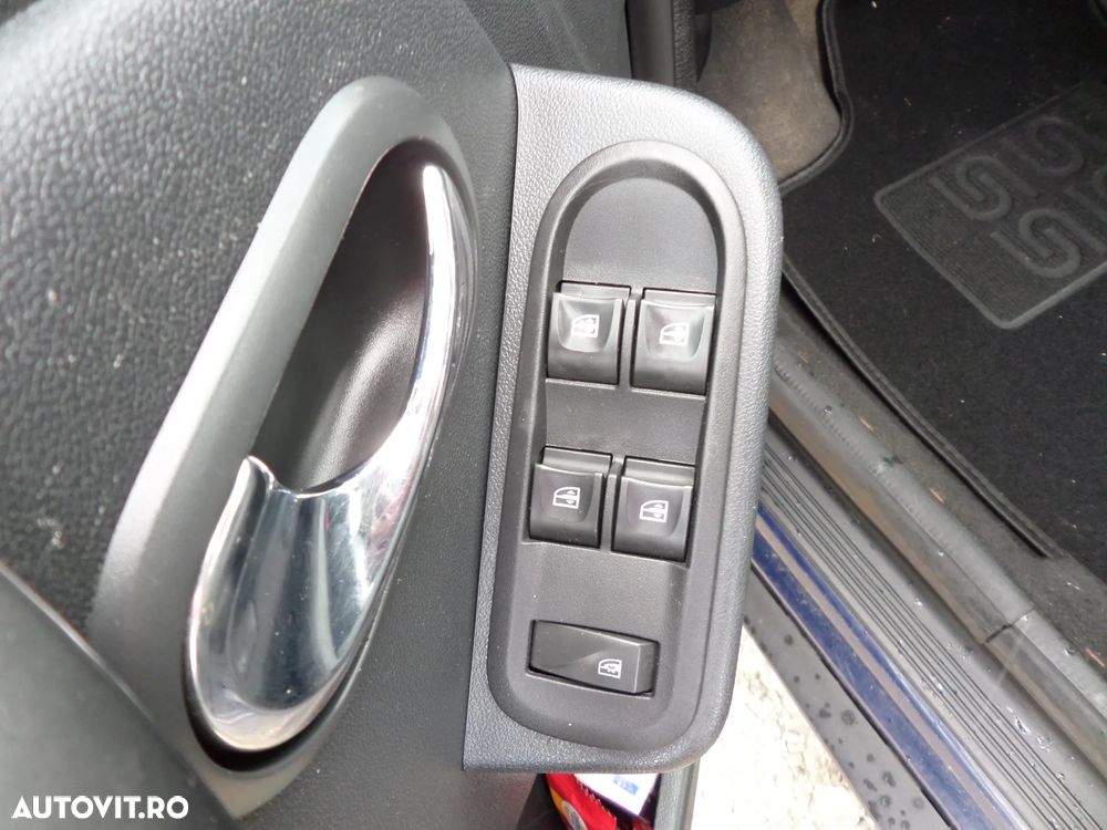 Dacia Duster 1.5 dCi 4x4 Laureate - 33