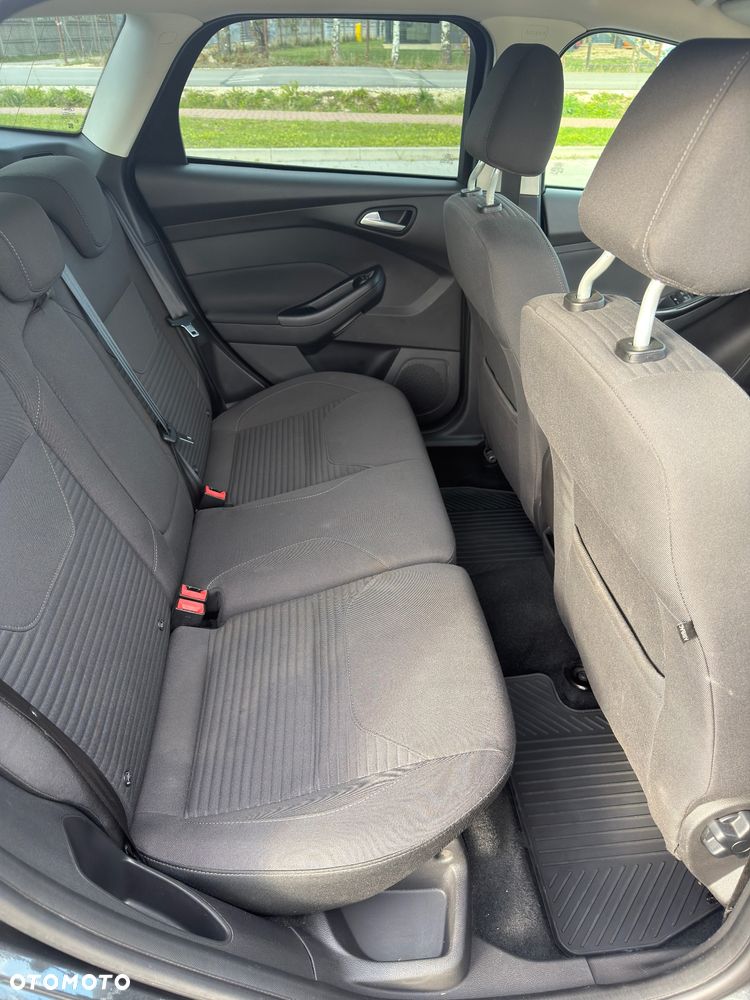 Ford Focus - 18