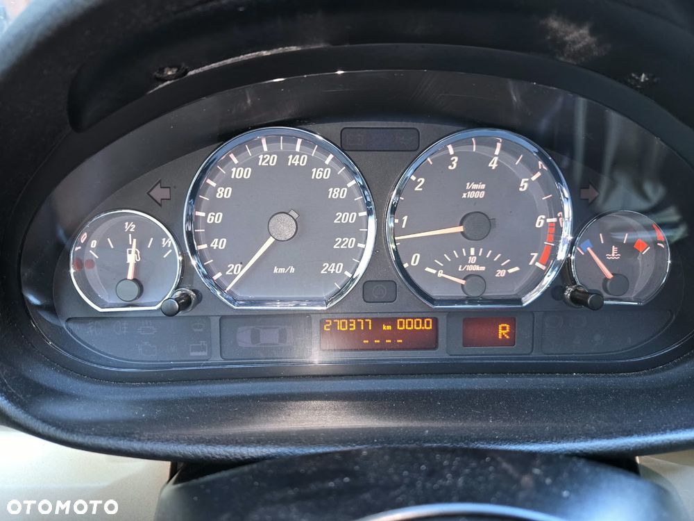 BMW Seria 3 - 16