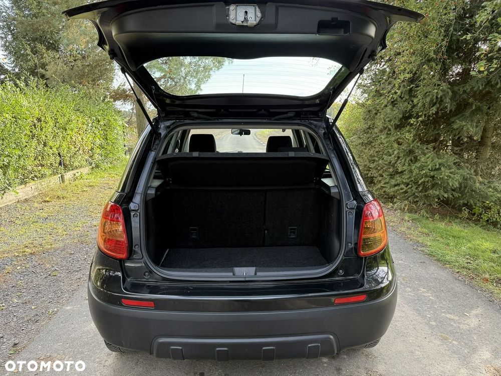 Suzuki SX4 - 33