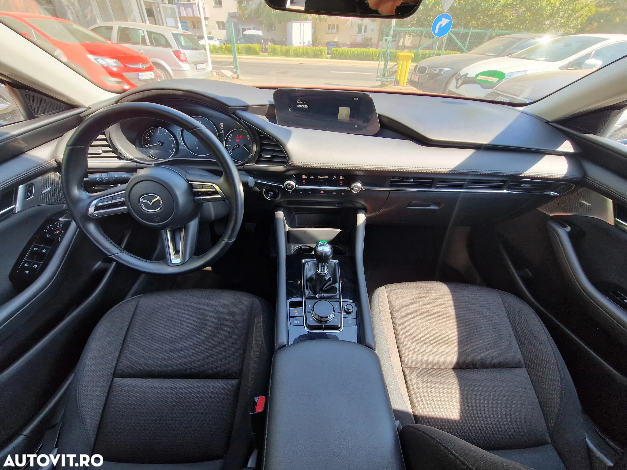 Mazda 3 - 10