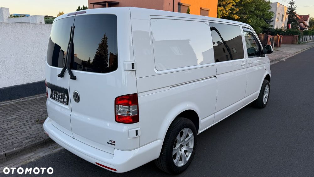 Volkswagen Multivan - 10