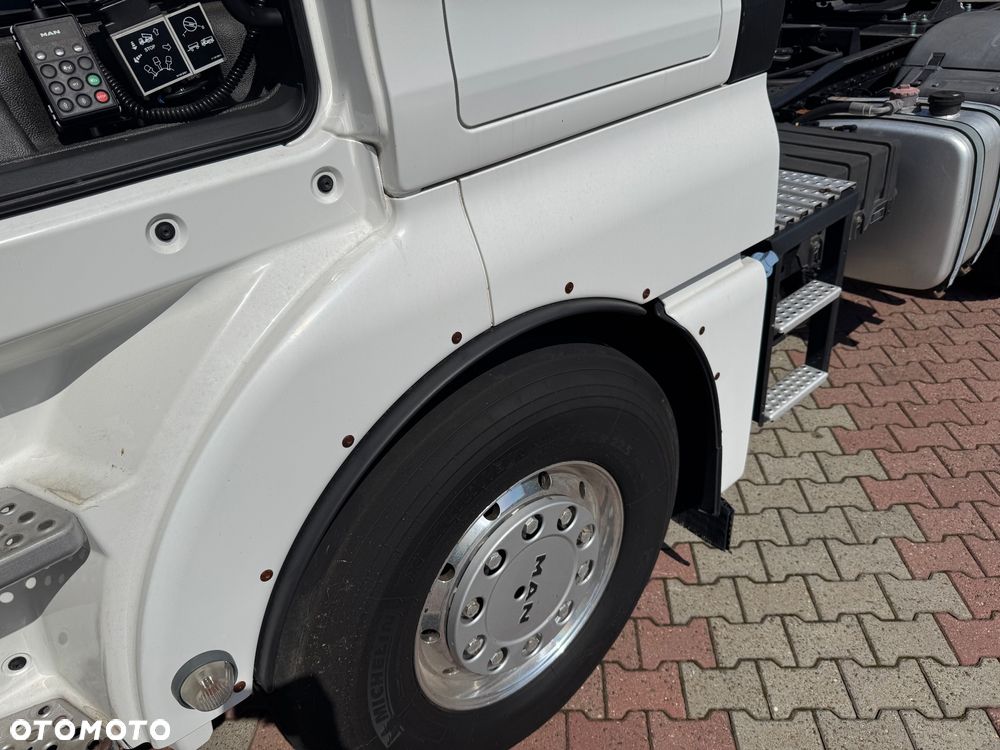 MAN TGX 26.440 6x4 - 13
