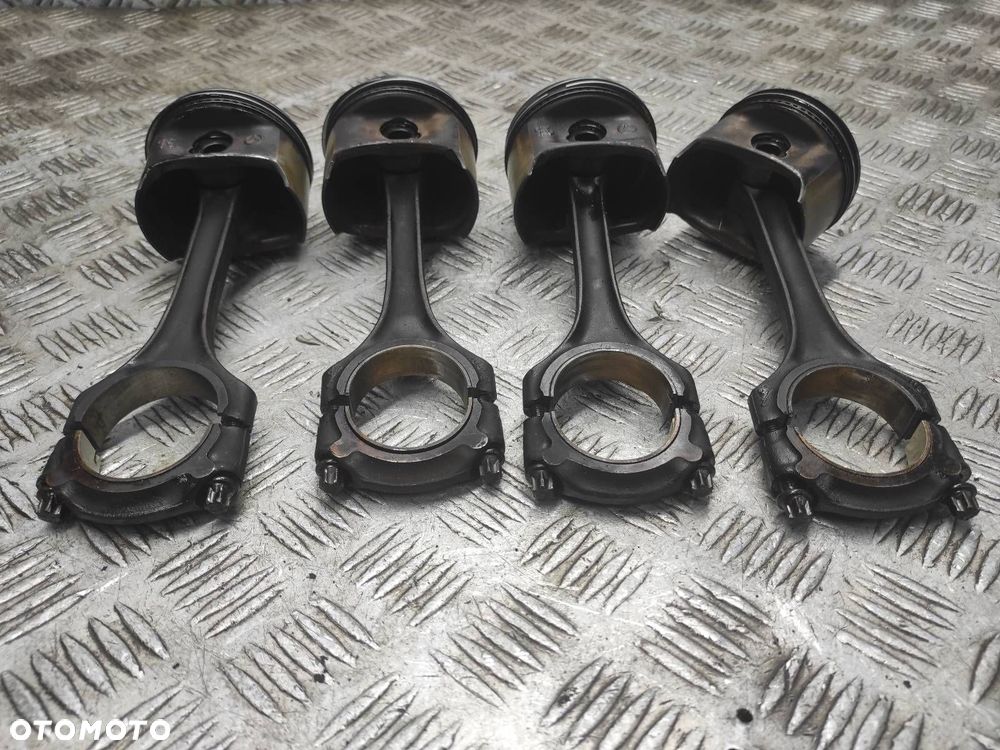 TŁOK + KORBOWÓD KOMPLET MERCEDES W168 A160 1.6 8V - 2