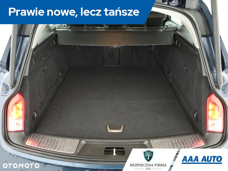 Opel Insignia - 12