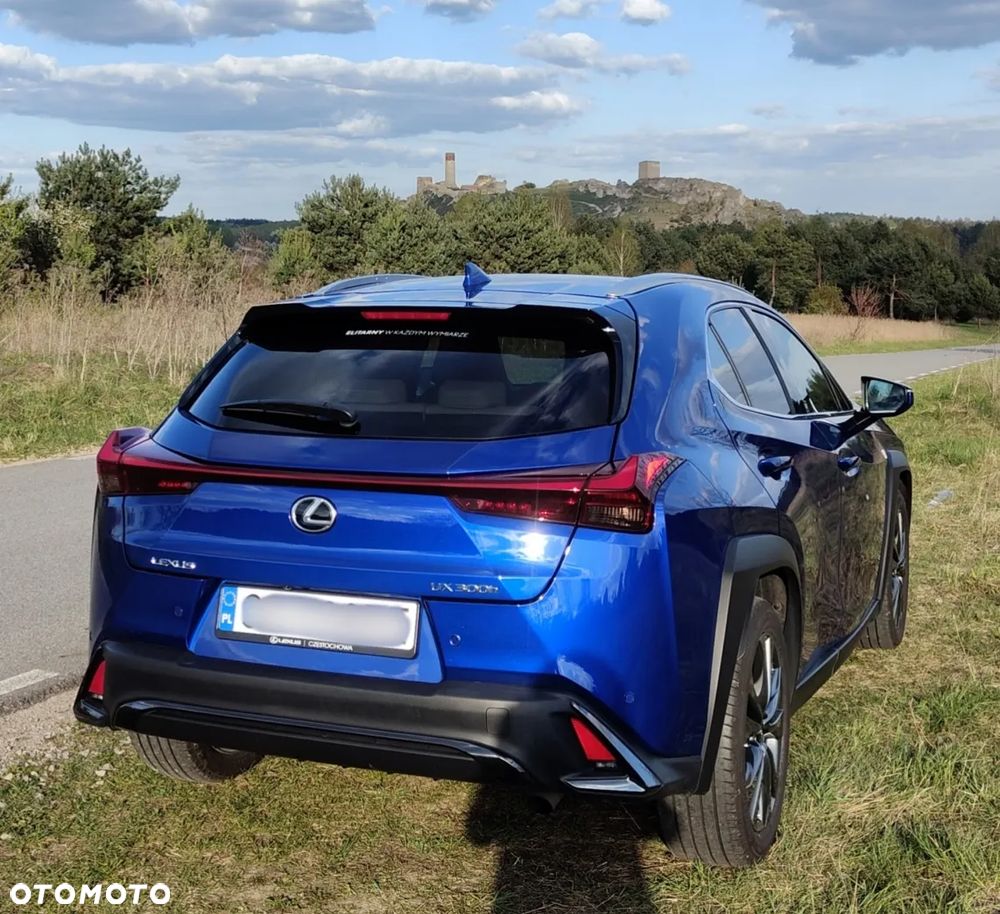 Lexus Ux 2025 photo 4
